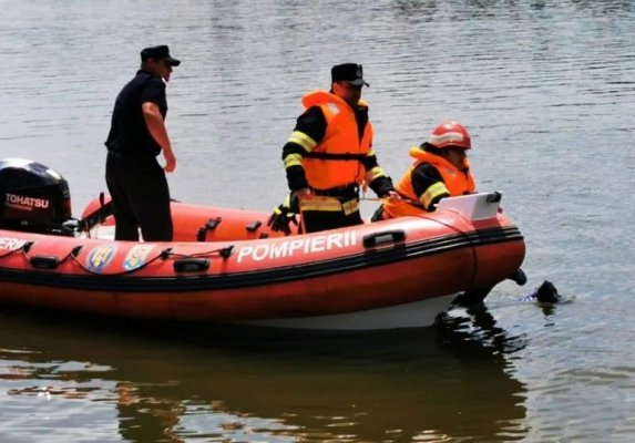 Trupul neînsuflețit al bărbatului dispărut în lacul Razelm, găsit de localnici