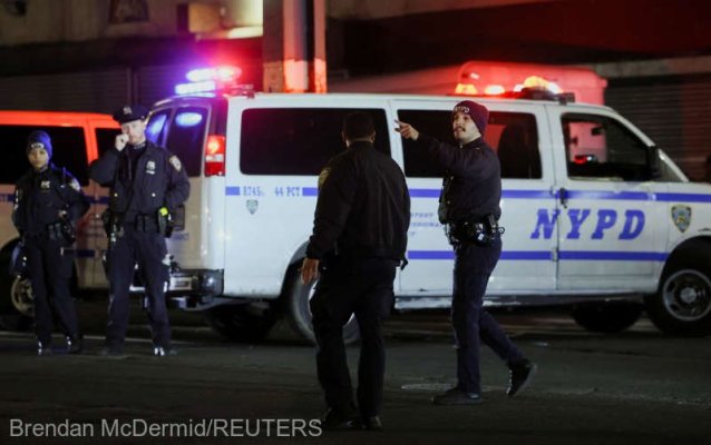 SUA: Un mort, cinci răniţi de gloanţe în metroul din New York