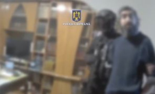 Bărbat amenințat și ținut ostatic de fiul său, în București