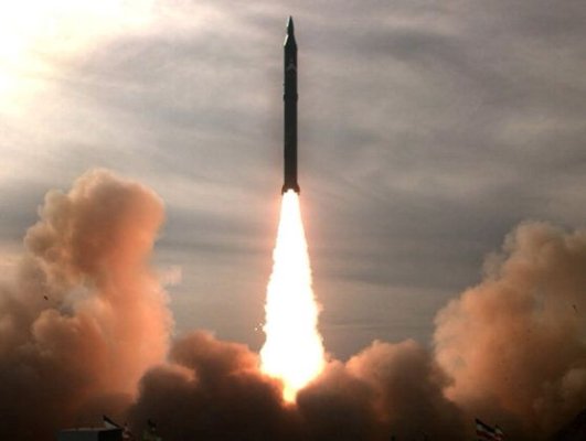 Coreea de Nord susţine că a testat cu succes o rachetă cu focoase multiple