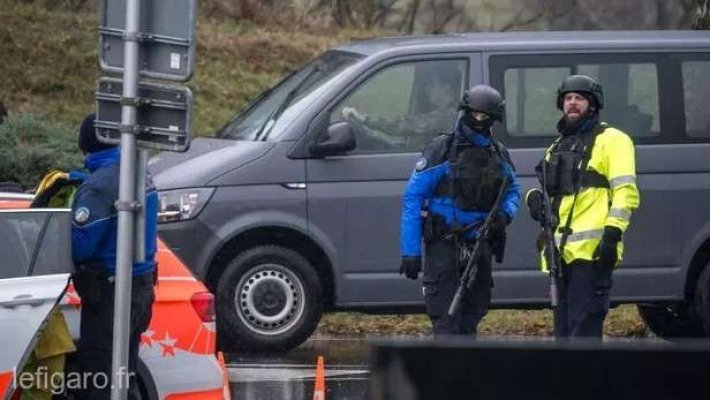  Elveţia: Autorul unei luări de ostatici într-un tren a fost ucis în asaltul poliţiei