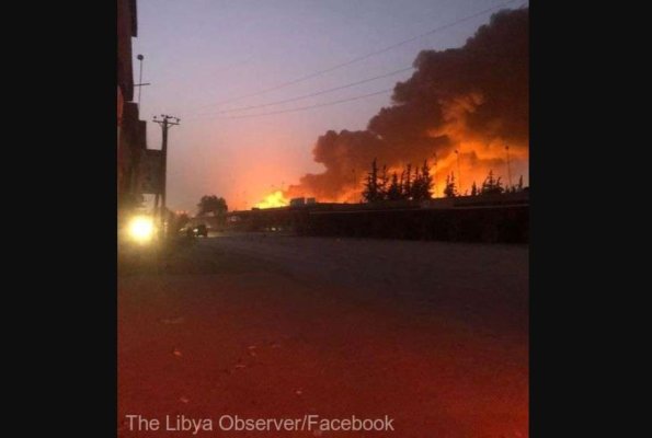 Libia: Incendiu uriaş în depozite din sudul capitalei