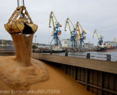 Suspendarea taxelor pentru exporturile ucrainene, prelungită cu încă un an de UE