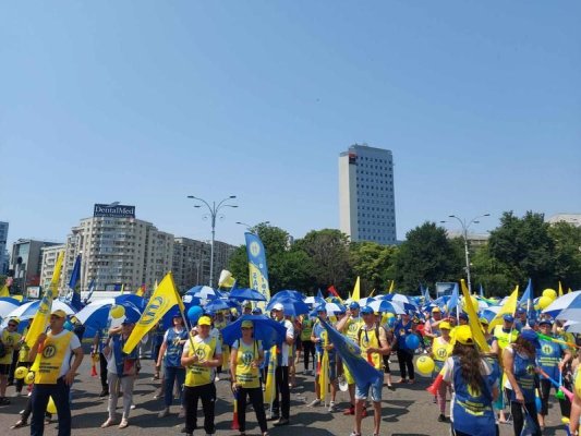 Protest amplu în Capitală. Peste 5.000 de sindicaliști din Sănătate vor picheta Guvernul, Palatul Parlamentului și două ministere