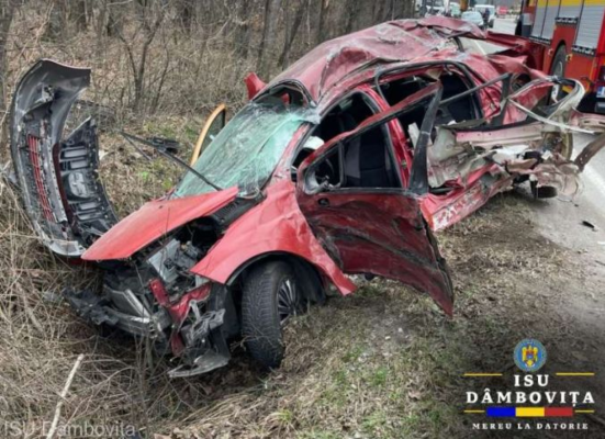 Accident pe DN 72 între un TIR şi un autoturism: o persoană a murit