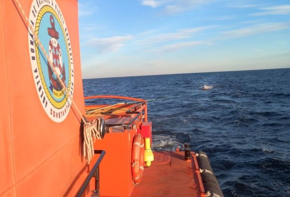 O navă ARSVOM, solicitată pentru operațiuni de salvare la Tuzla, după ce o ambarcațiune s-a răsturnat