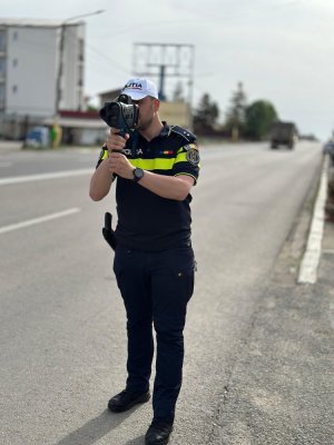 Polițistul care-și informa prietenii unde sunt radarele pe A2 își încearcă norocul la Curtea Supremă, după ce a fost condamnat 