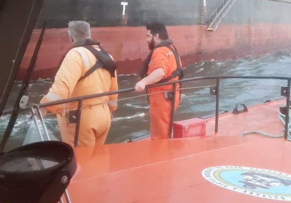 ARSVOM a intervenit în portul Constanța, pentru a salva un navigator cu probleme de sănătate