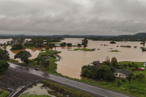 Un baraj s-a rupt în Brazilia, deja afectată de inundații masive  