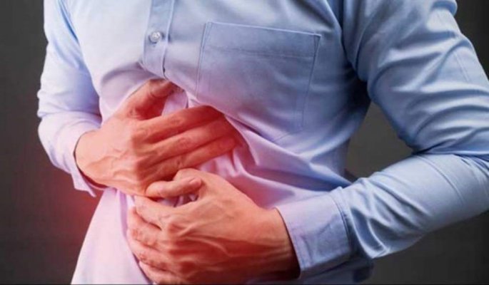 De ce e mult mai probabil să suferi seara de reflux gastroesofagian
