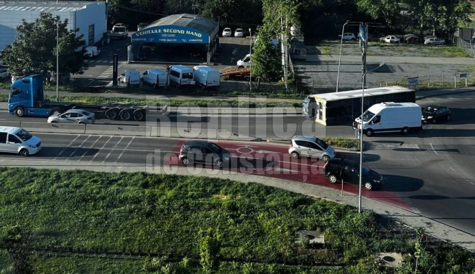 Containerul unui TIR a căzut, la intrare în Constanța