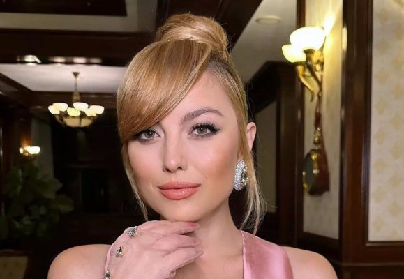 Elena Gheorghe, după 19 ani, din nou alături de trupa Mandinga: „Îmi rescriu povestea”