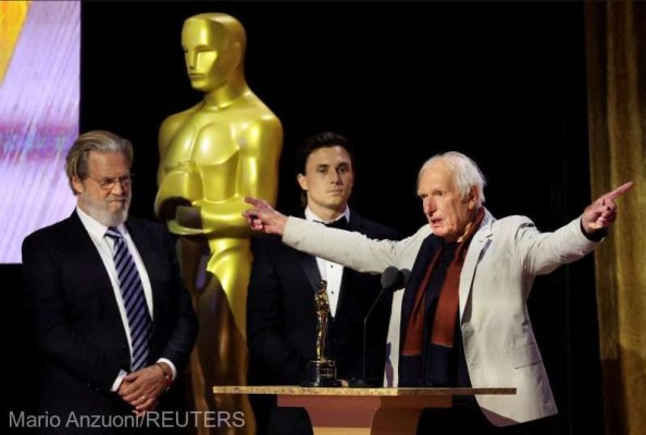 Peter Weir, regizorul ''The Truman Show'', va primi un Leu de Aur onorific la Festivalul de la Veneţia