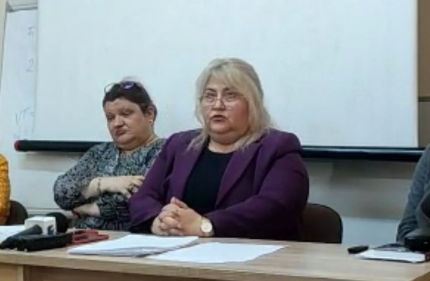 Noi probleme la Serviciul de Ambulanță. În timp ce Monica Iacob și Bădeasca și-au prelungit mandatele de conducere, un director și-a dat demisia