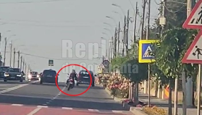 Un motociclist se spărgea în figuri, în zig zag, prin 23 August. Video 