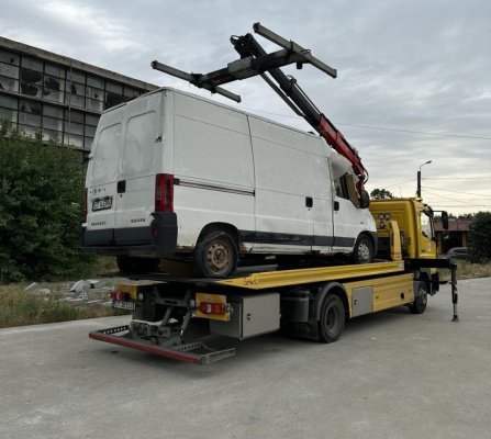 Zeci de vehicule abandonate au fost ridicate de pe domeniul public al municipiului Constanța 