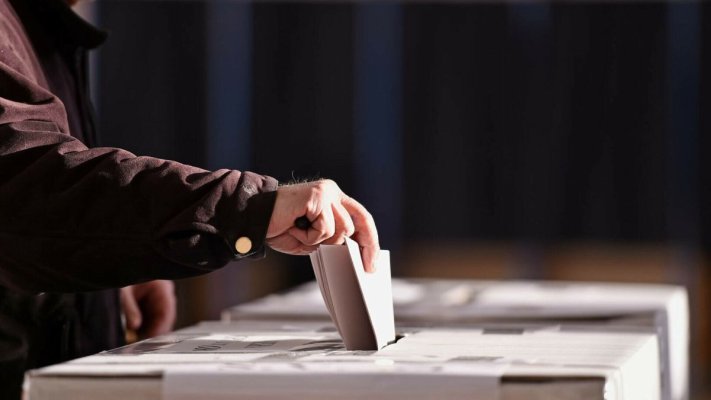 Românii cu drept de vot aflați în străinătate vor putea vota la europarlamentare la orice secție a MAE