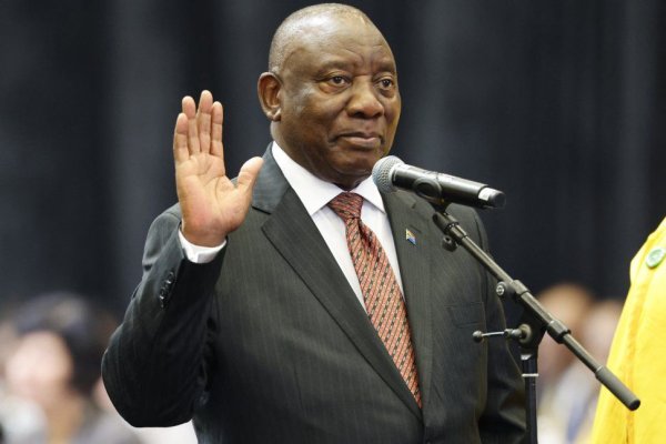 Cyril Ramaphosa a fost reales președinte al Africii de Sud