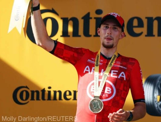 Ciclism: Kevin Vauquelin a câştigat etapa a doua a Turului Franţei, Pogacar a intrat în posesia tricoului galben