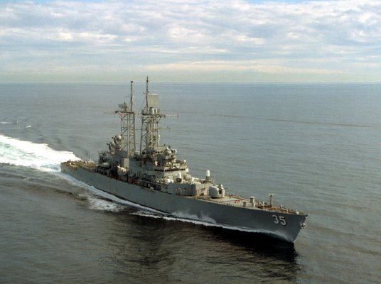 Urmărire între mai multe nave de război americane și rusești, în zona Floridei