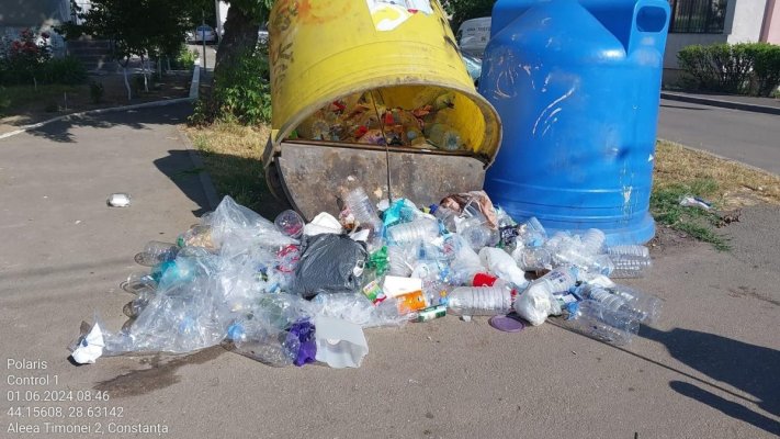 Tomberoanele din Constanța, făcute praf de „minerii” de PET-uri reciclabile