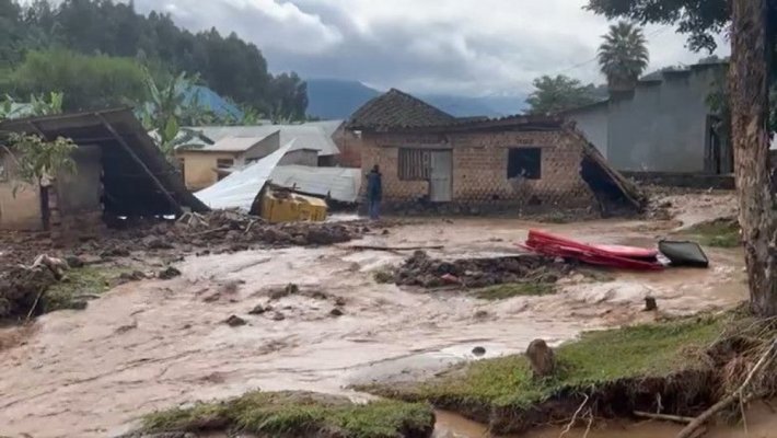 Bilanţul inundaţiilor şi alunecărilor de teren din Sri Lanka a crescut la 12 morţi