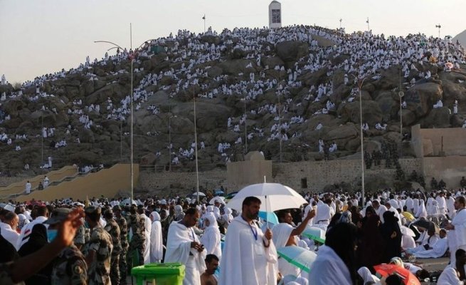 Șase pelerini au murit, din cauza temperaturilor care se apropie de 50 de grade Celsius, la Mecca