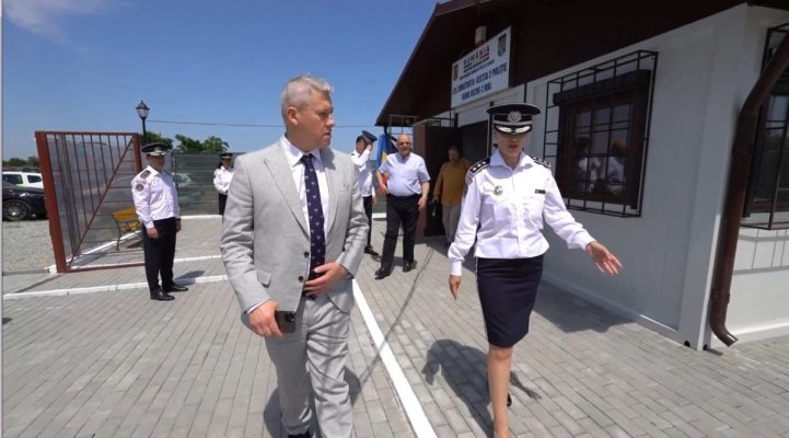 Cătălin Predoiu, prezent la noul sediu al polițiștilor din Vama Veche. Video