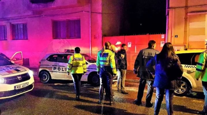 A agresat polițiștii ca să nu îi aresteze bărbatul 