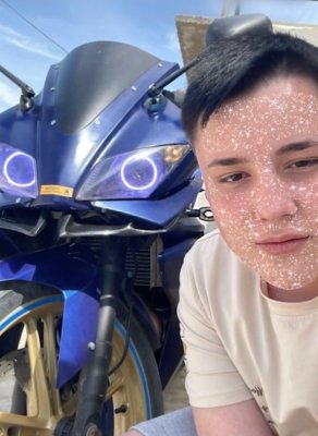 Un influencer de 17 ani a murit într-un accident groaznic de motocicletă