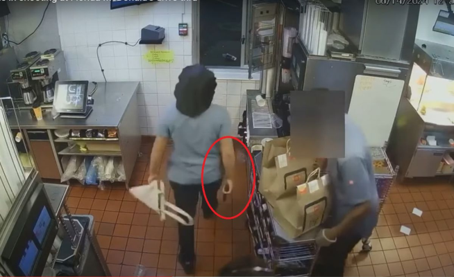 O angajată McDonald's a deschis focul asupra clienților, după o ceartă legată de o comandă