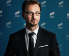Candidatul independent Mihai Poliţeanu a câștigat Primăria Ploiești