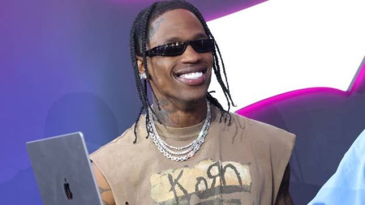 Travis Scott a fost arestat: Rapperul urma să cânte la festivalul „Beach, Please!“. Video