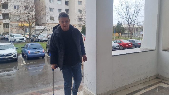 Motociclistul accidentat de Monica Macovei vrea despăgubiri de 500.000 de euro 