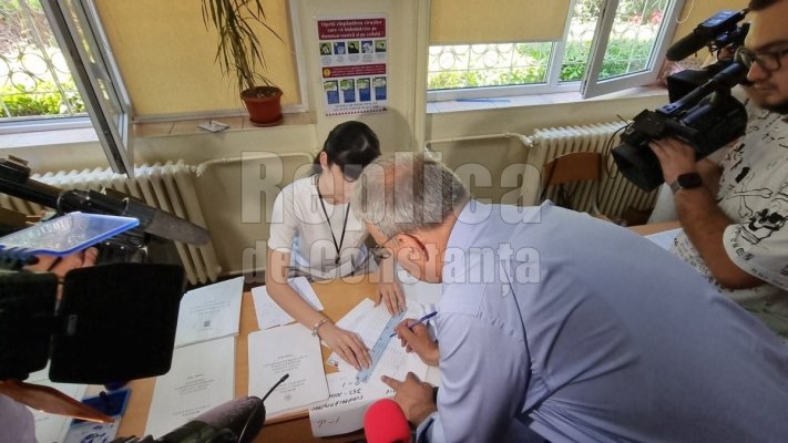 Vergil Chițac, primarul Constanței, a votat! ”Am emoții!” Video