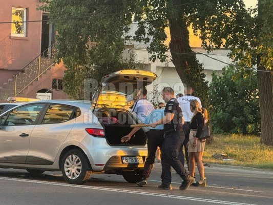 Coliziune între 2 autoturisme, în apropiere de hotelul Richmond din Mamaia. Video