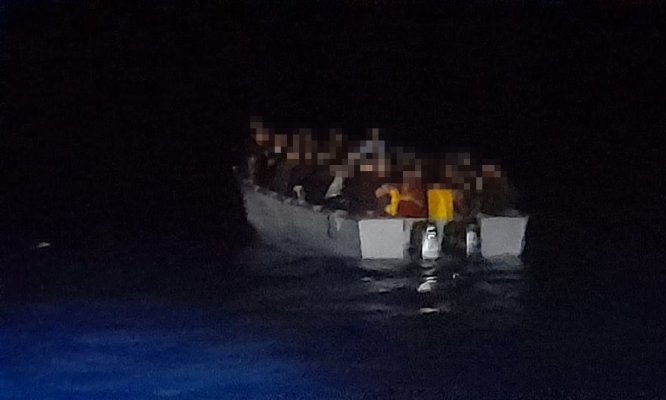 Polițiștii de frontieră români, aflați în misiune pe Marea Mediterană, au salvat 79 de persoane. Video