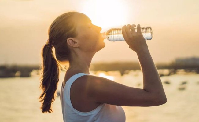 Alimentul care te hidratează, chiar dacă nu bei apă