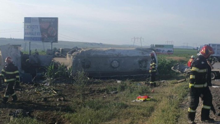 Accident cu 5 morți între un autoturism și o autocisternă 