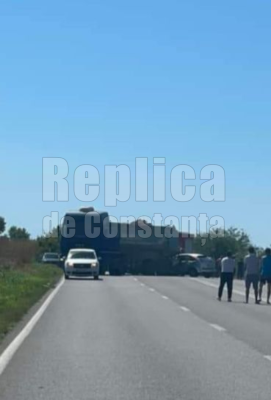 Accident între un TIR și un autoturism la Kogălniceanu