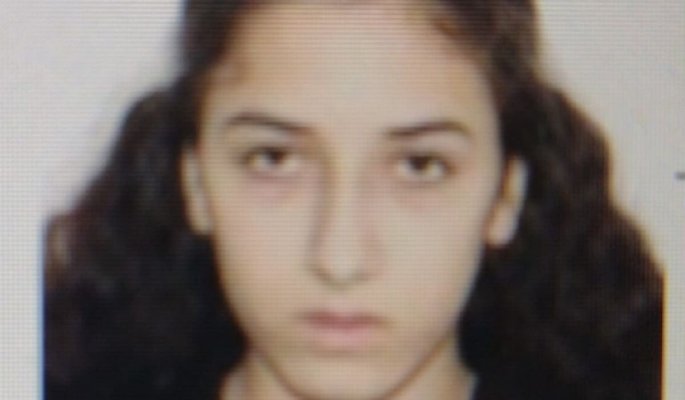 O adolescentă de 15 ani din Bacău a fost dată dispărută