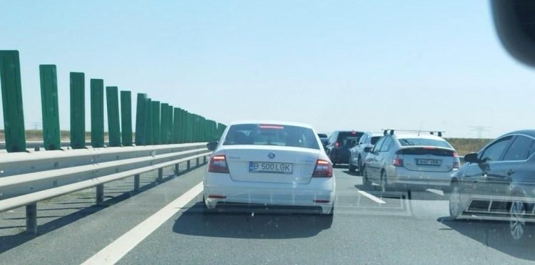 Atenție, șoferi! Bară la bară pe A2, spre Constanța