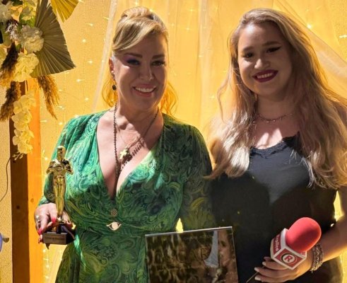 Exclusiv, de la Gala Luxury Business Awards: Corina Martin: „Mi se spune «Lady Redbull»“! Video