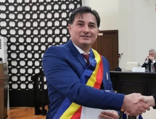 S-a sucit! Ion Adrian Roșu, primarul din Fântânele, nu mai renunță la mandat