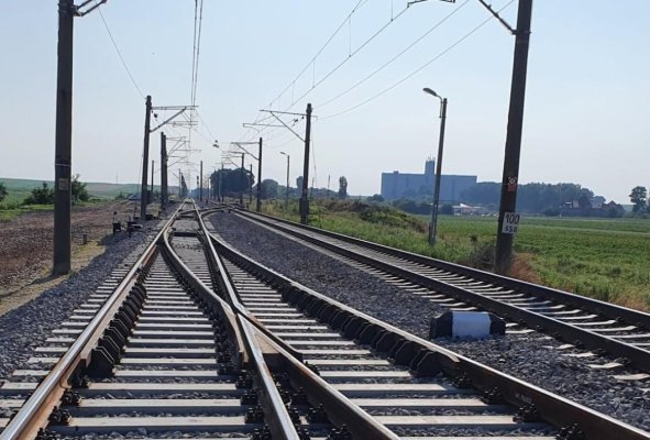 32 de firme se luptă să pună mâna pe 300 de milioane de euro pentru modernizarea căii ferate Constanța-Mangalia