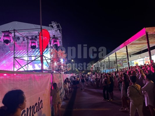 La festivalul de la Mamaia muzica este gratuită și vederea obturată de garduri! Video 