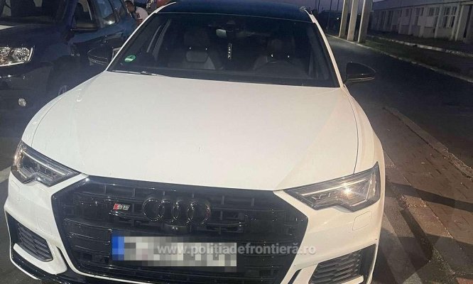 Un autoturism de lux și o autorulotă, ambele căutate de autorități, descoperite de polițiștii de frontieră