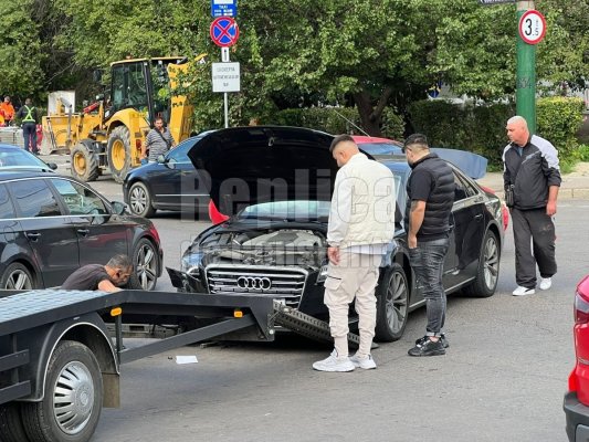 Accident rutier în intersecția străzii Caraiman cu Șoseaua Mangaliei. Video