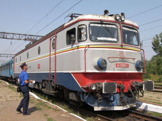 Şeful Diviziei Trafic din cadrul CFR Constanţa, Gheorghe Şoldan, reţinut pentru luare de mită