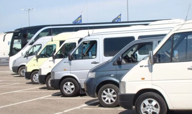 Licitația pentru transportul public, pe mai multe rute din județ, anulată din nou